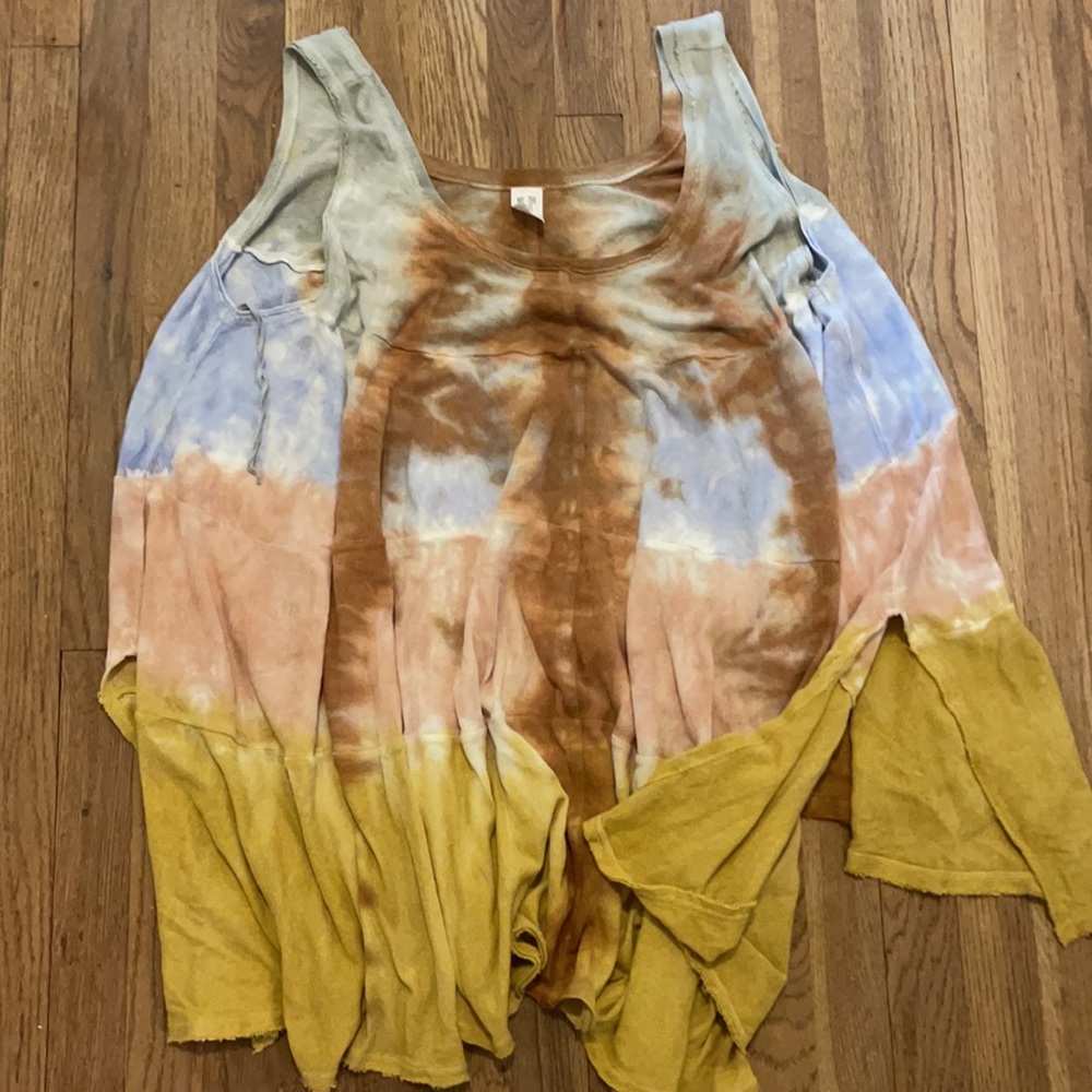 Free People - Picture 2 of 5